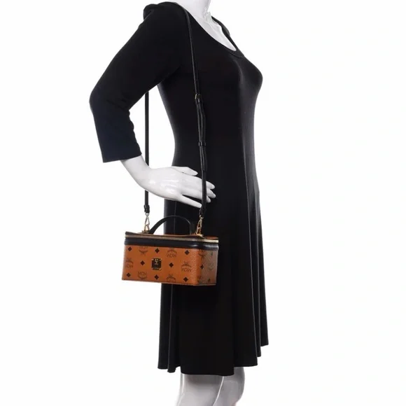 MCM rockstar vanity - Picture 6 of 8